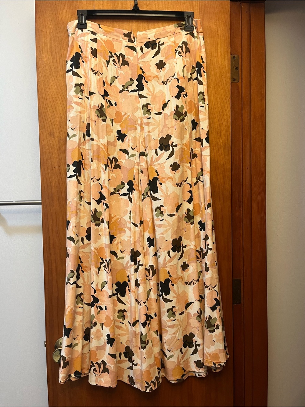 Floral pants in Peach Pink